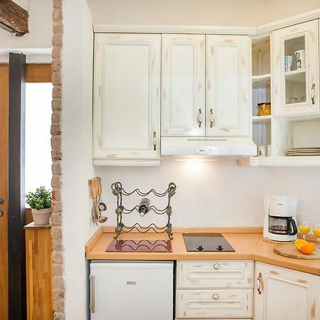 Apartments Laurus シベニク エクステリア 写真