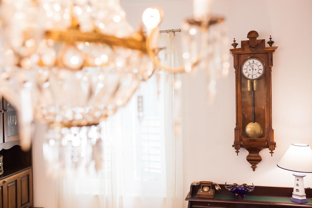 Apartments Laurus シベニク エクステリア 写真